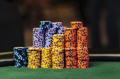 stack em high poker